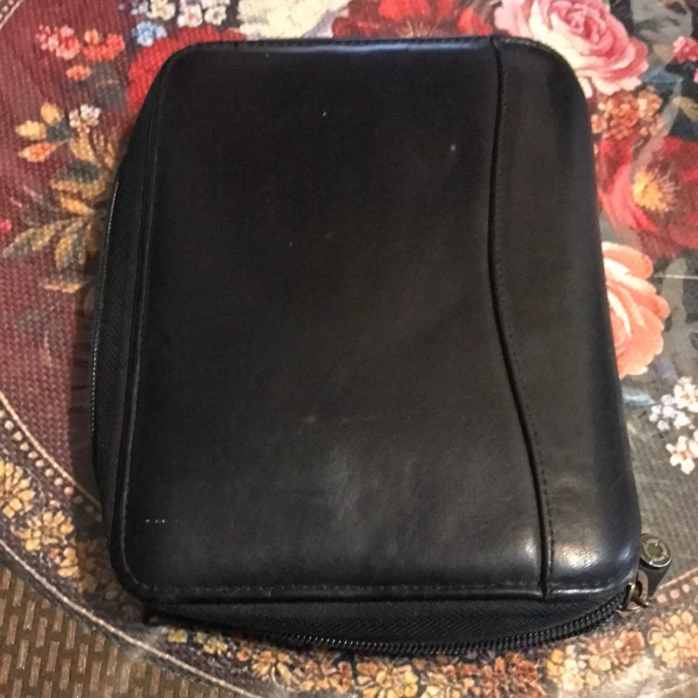 Franklin Covey Elegant Black Planner